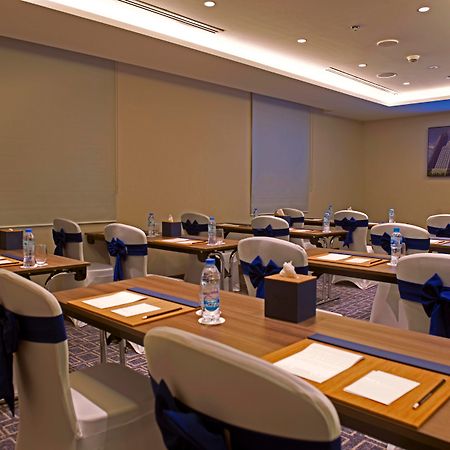 Mena Plaza Hotel Albarsha At The Mall Дубай Екстериор снимка