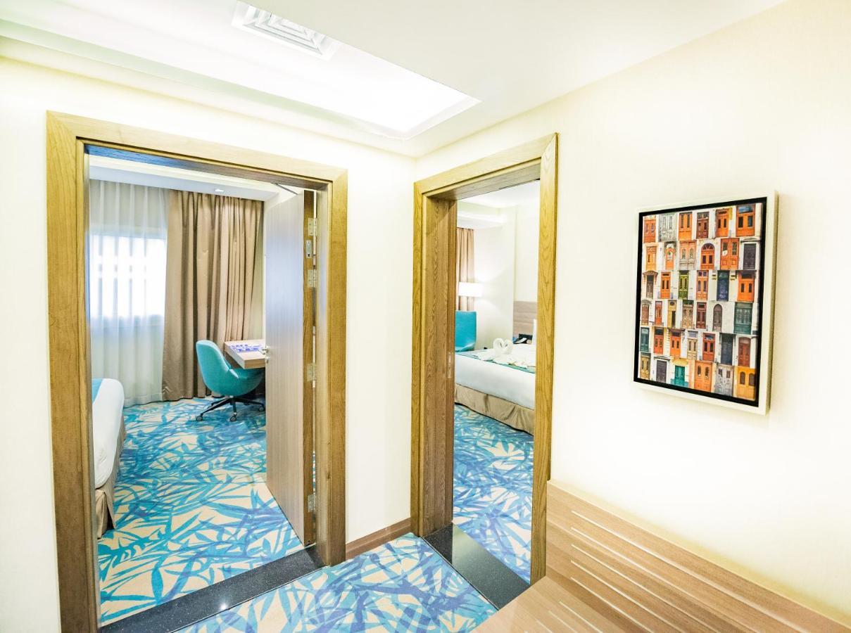 Mena Plaza Hotel Albarsha At The Mall Дубай Екстериор снимка