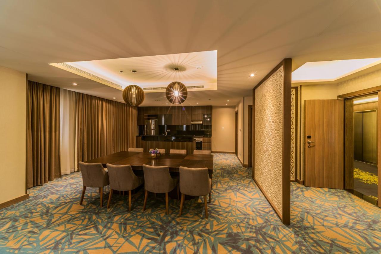 Mena Plaza Hotel Albarsha At The Mall Дубай Екстериор снимка