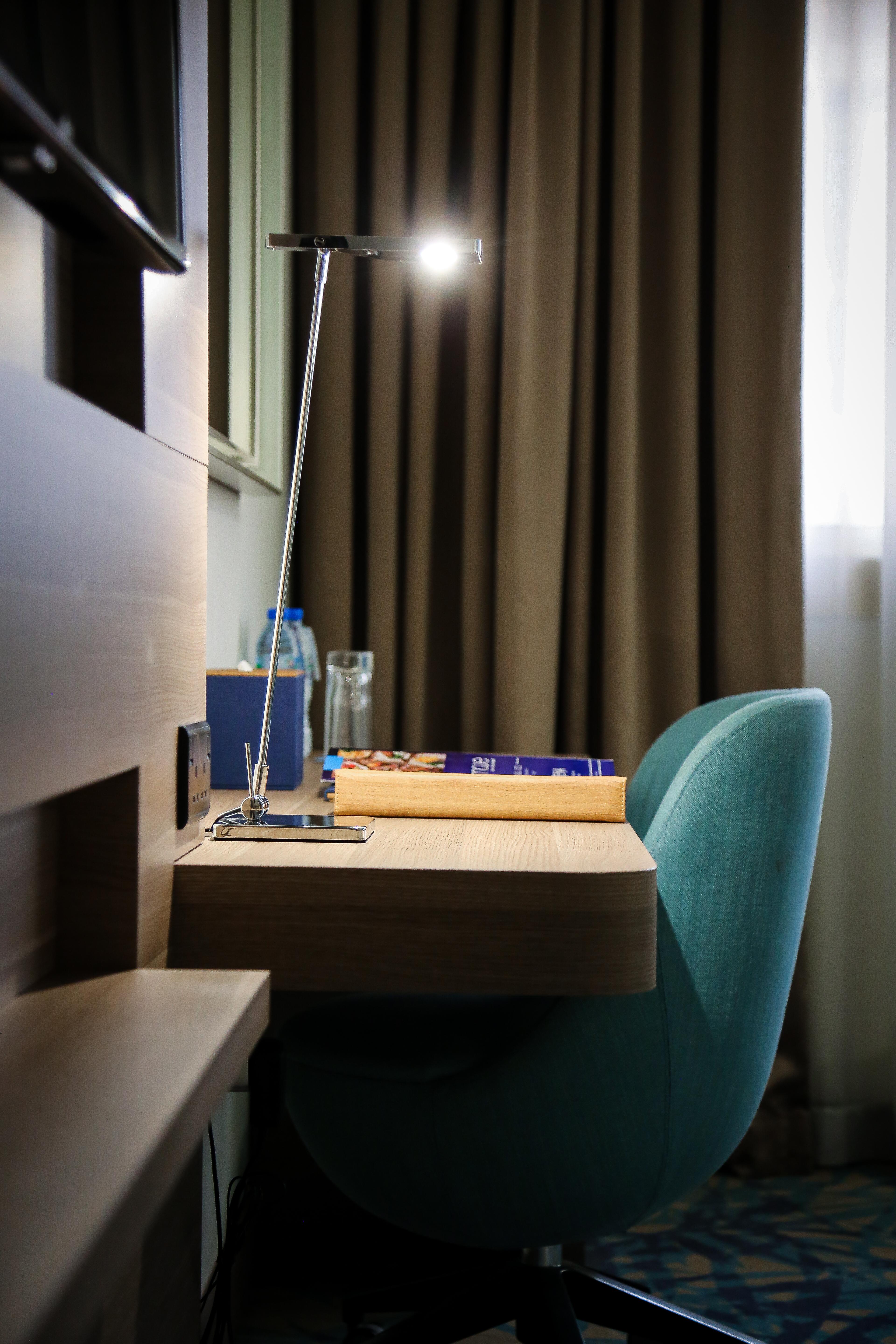 Mena Plaza Hotel Albarsha At The Mall Дубай Екстериор снимка