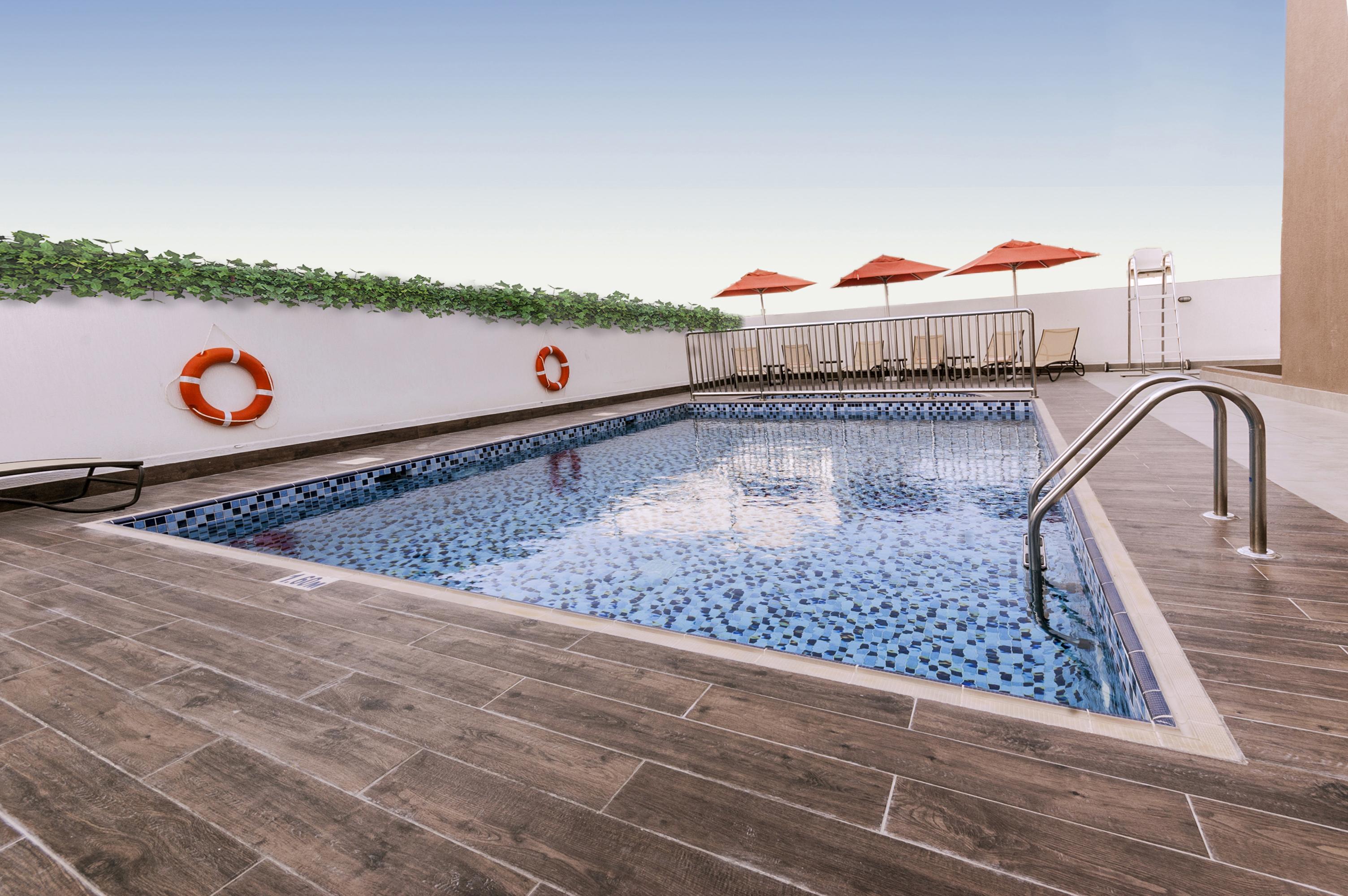 Mena Plaza Hotel Albarsha At The Mall Дубай Екстериор снимка