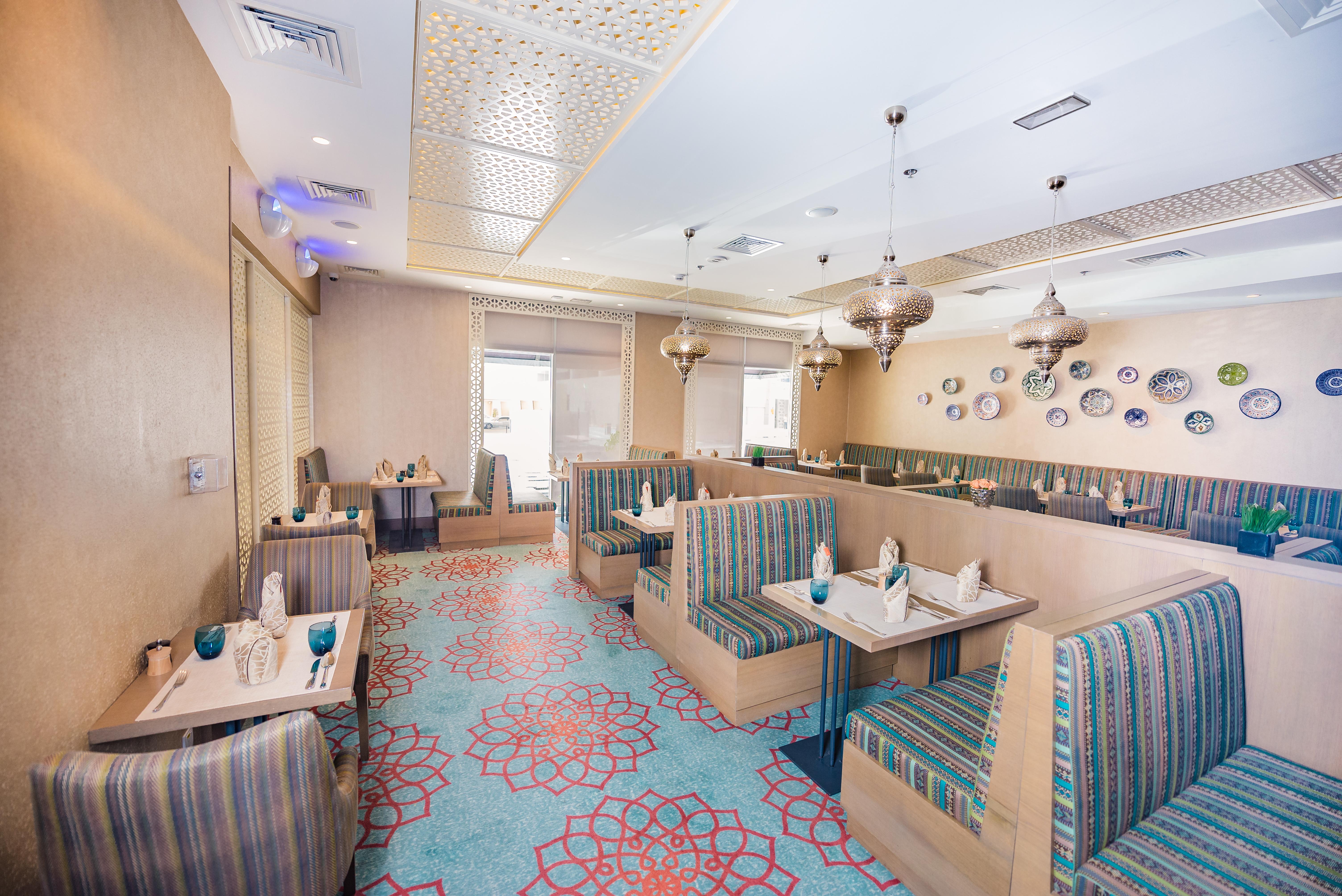 Mena Plaza Hotel Albarsha At The Mall Дубай Екстериор снимка