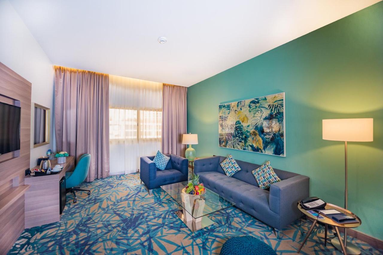 Mena Plaza Hotel Albarsha At The Mall Дубай Екстериор снимка